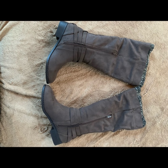 SOLD - Picture 5 of 14